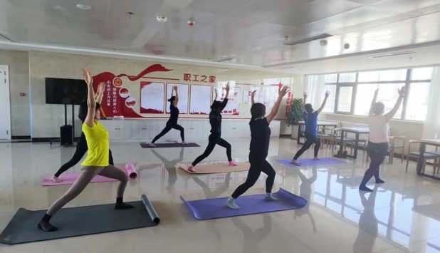 【工会】市第八医院举办心理健康讲座&瑜伽班开课 身心放松